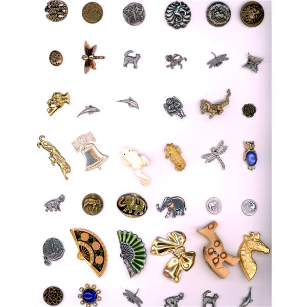 A CARD OF DIVISIONM THREE REALISTIC BUTTONS