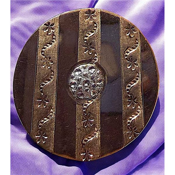 A GORGEOUS DIVISION ONE COPPER BUTTON