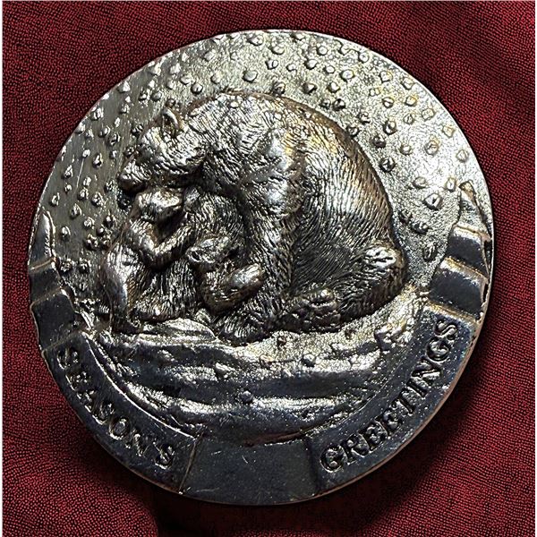 A DIVISION THREE PEWTER PICTORIAL BUTTON