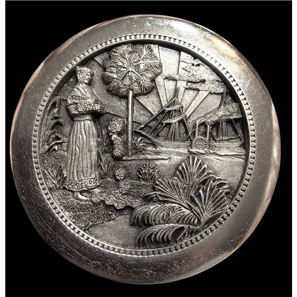 A DIVISION THREE PICTORIAL PEWTER BUTTON