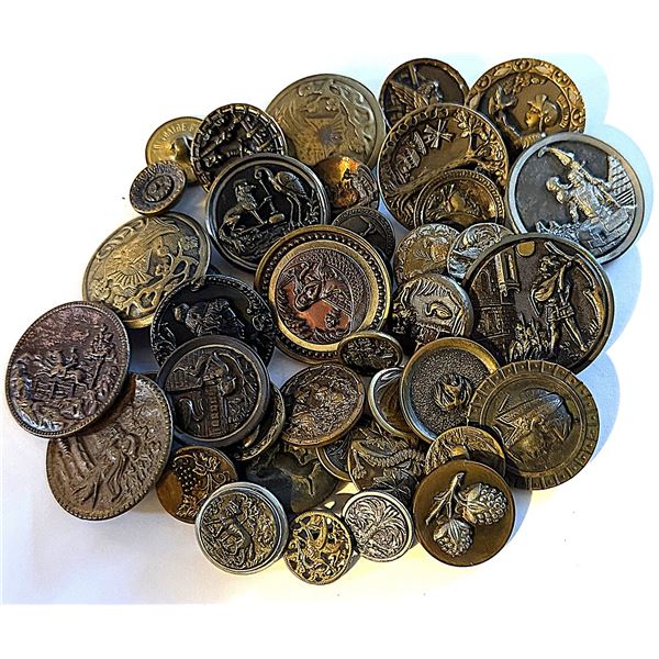 A BAG LOT OF DIVISION ONE METAL PICTURE BUTTONS