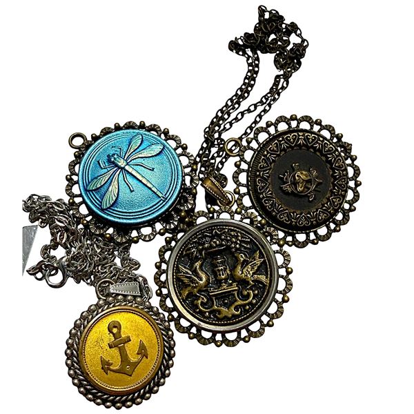 A SELECTION OF BUTTON JEWLRY