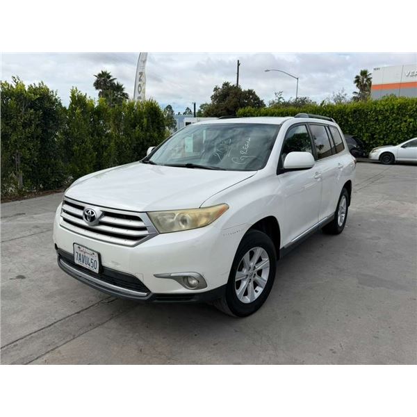 TOYT HIGHLANDER 2013 T-REPO 2 DAYS