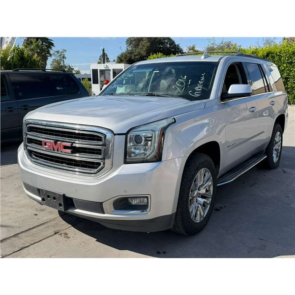 GMC YUKON 2016 O/S TITLE 2 DAYS