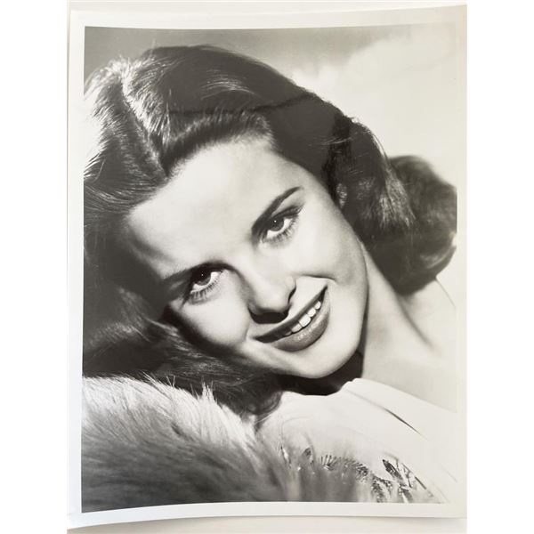 Jean Peters vintage photo