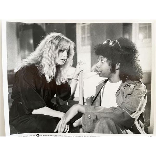 Private Benjamin Goldie Hawn unsigned movie photo