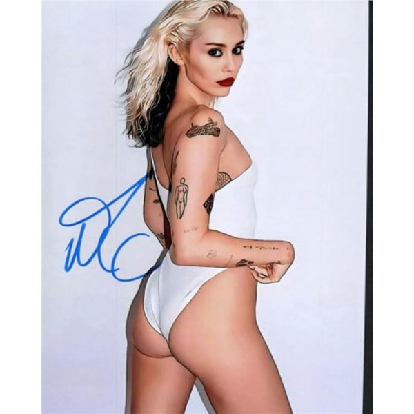 Miley Cyrus facsimile signed photo