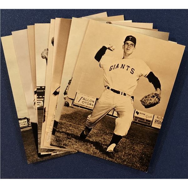 1961 UNION OIL TACOMA GIANTS SET FEAT. GAYLOR PERRY (HOF)