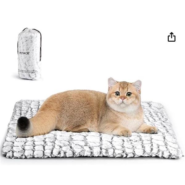 Petace Self Heating Pet Pad, Model 80242, 60 x 45 cm / 24 x 18 in