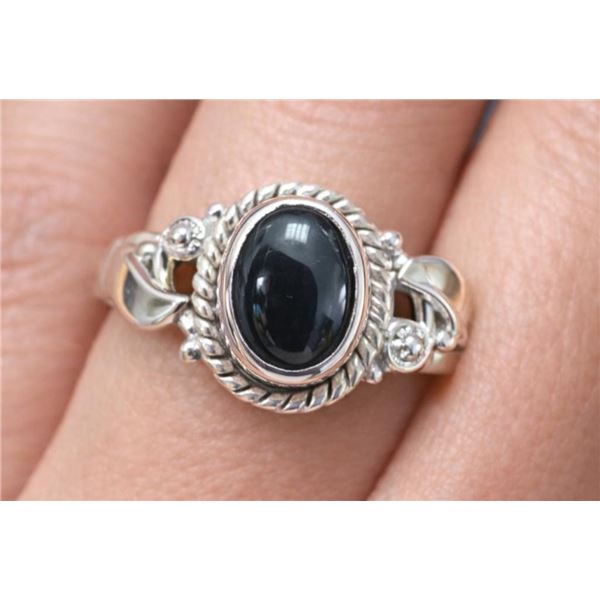 $160, SILVER(2.26g),  ONYX RING, retail value $160