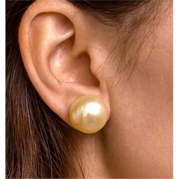 $300, 14K FRESH WATER PEARL EARRING, retail value $300