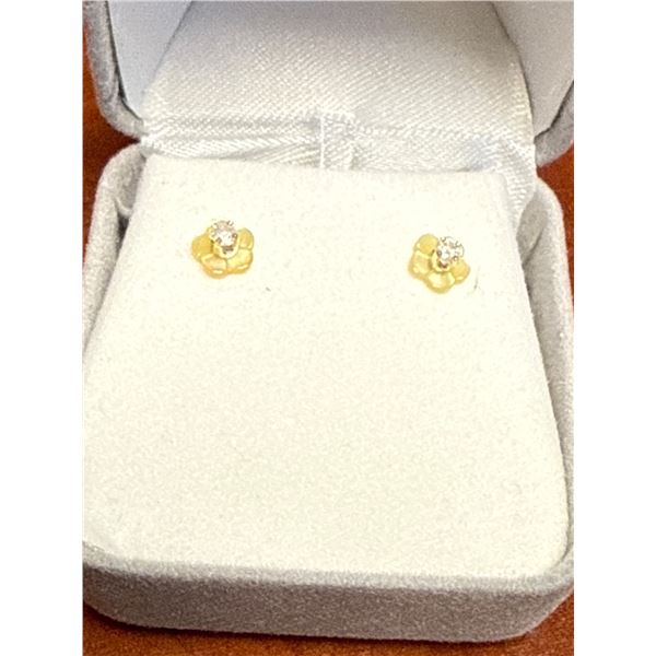 14Kt Gold Diamond and Mother of Pearl Earrings, 0.10Ct