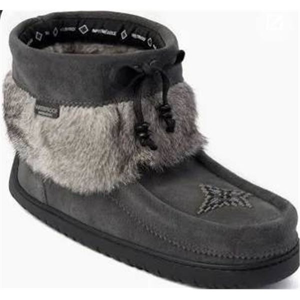 Manitobah Mukluks Fur-Trimmed Moccasin Boots, Model 6017437, Size 6