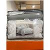Image 2 : Jennifer Adams 6-Piece Bed In A Bag Reversible Comforter SetÂ