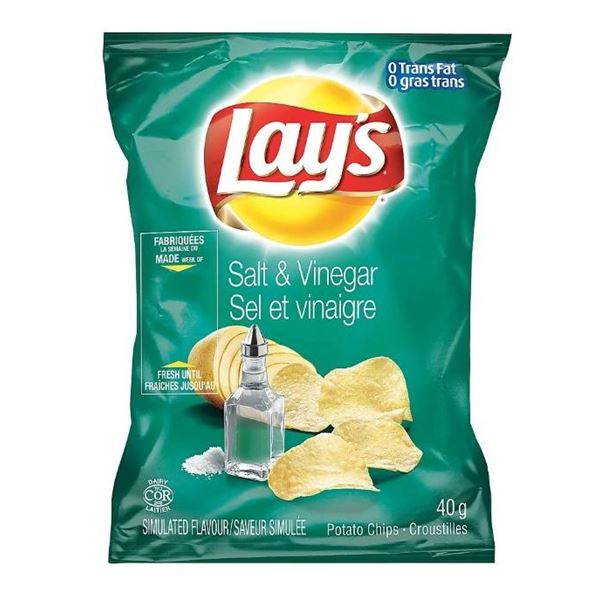 Lay's Salt and Vinegar Chips, 40 Individual 40g Bags