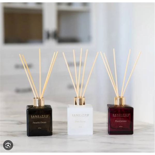 Sand + Fog Reed Diffuser Set Featuring Jasmine, Vanilla, and Driftwood Scents