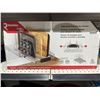 Image 2 : Richelieu Adjustable Pull-Out Pan Divider Model 657424