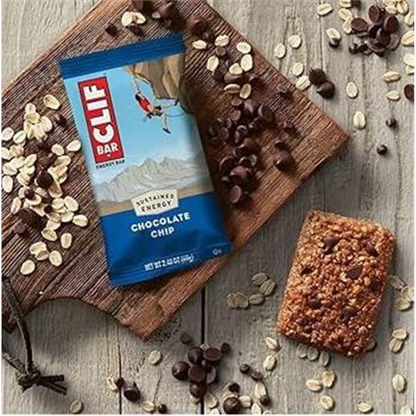 Clif Bar Chocolate Chip Energy Bars - 12 Bars, 68 g Each