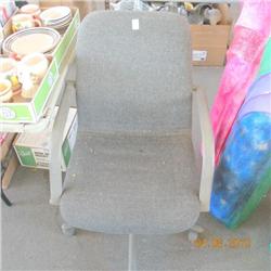 Gray Cloth Office Chair