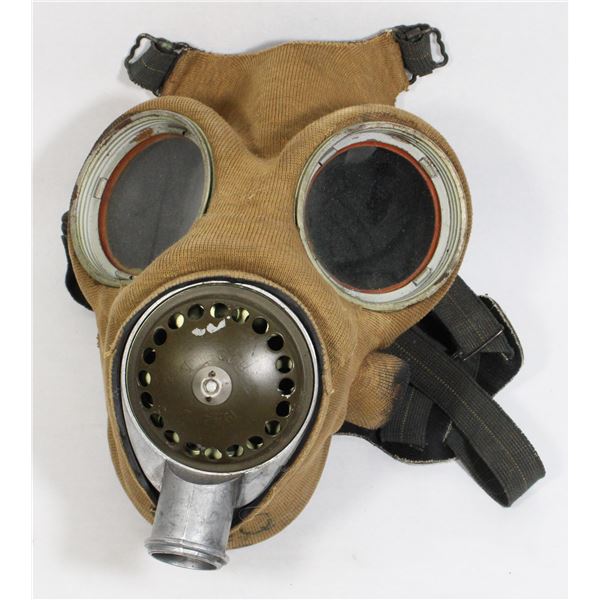 #99 WW2 Canadian Gas Mask 1942 Cover