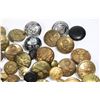 Image 4 : #192 Large lot 70 WW1 WW2 Buttons Assorted