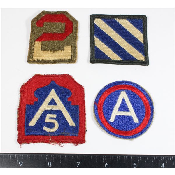 #221 Lot of 4 United States Army Military Insignia