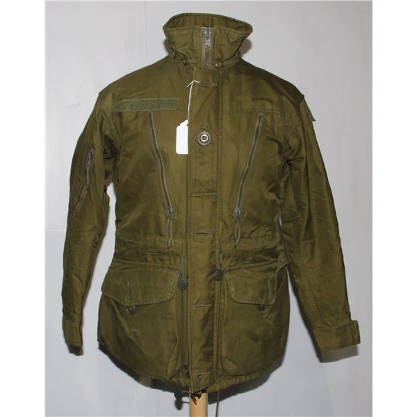 #258 IECS Combat Coat Canadian Military Large Size