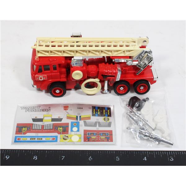 #524 G1 Transformers 1985 Inferno w/ Stickers