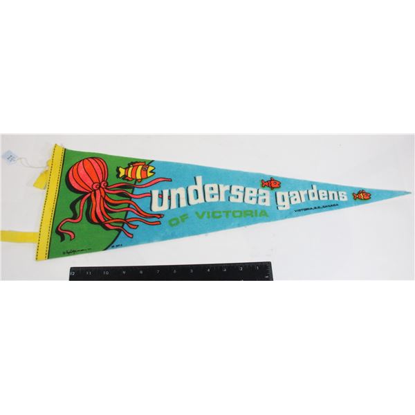 #910 1970's Pennant Underseas Gardens Victoria