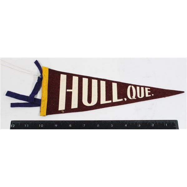 #945 1900's Pennant Hull Quebec Small Size