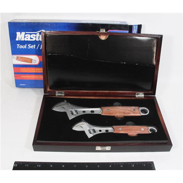 #1045 Mastercraft Tool Set 2 Pieces Boxed