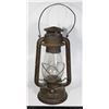 Image 1 : #1083 Beacon Antique Lamp Made in Canada S.M.P.