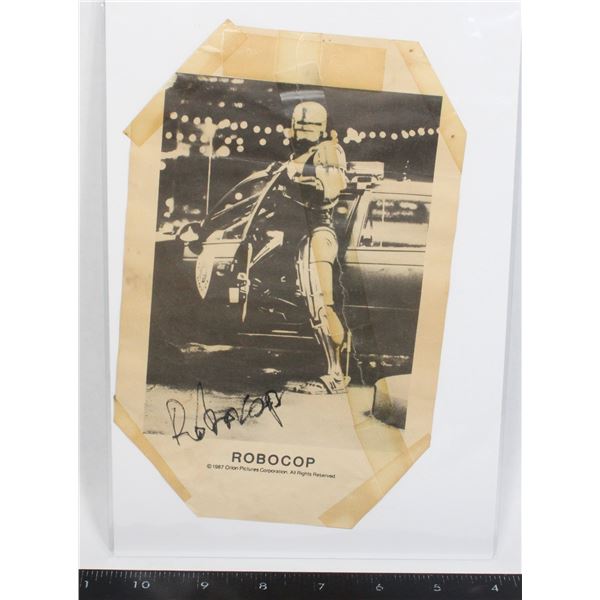 #1089 Signed 1987 Robocop Picture worn condition