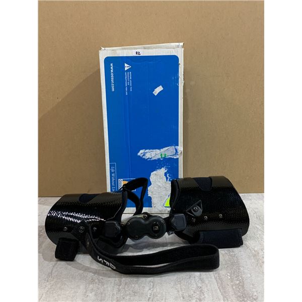 Ossur Mechanical Knee Brace Medium