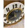 Image 4 : Vintage United Clock With Metal Leaves