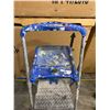 Image 2 : 3 Step Painting Ladder