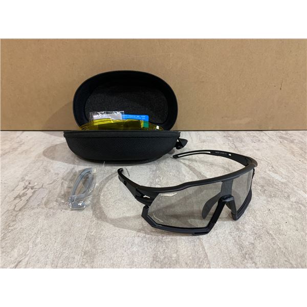Polarized Fishing Glasses With 3 Lenses