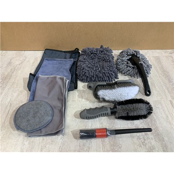 Car Cleaning Kit With Micro Fiber Towel