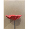 Image 2 : Poppy Shaped Mini Bird Feeder for Lawn