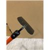 Image 5 : Red Handled Garden Hoe