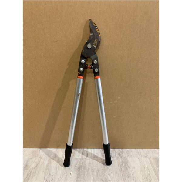 Stihl PL 30 Looper 2 in Cut Capacity