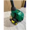 Image 2 : Feather Lite Weed Eater