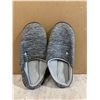 Image 1 : Grey Slippers Size 10.5