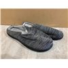 Image 2 : Grey Slippers Size 8.5/9