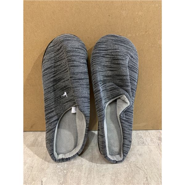 Grey Slippers Size 8.5/9
