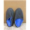 Image 1 : Grey Slippers Size 5.5