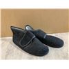 Image 2 : Black Boot Style Slippers Size 11
