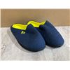 Image 2 : Ravelier Mens Two Tone Memory Foam Slippers Size 7/8 Navy Blue