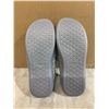 Image 4 : Womens Slippers Grey Size 7/8