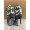 Image 1 : Womens Anti Slip Slippers Grey & White Size 9/10